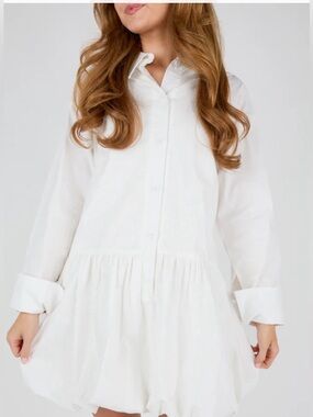 NWT Mariana dress from Vestique. Sz. L.